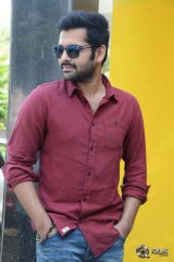 Nenu Sailaja Movie First Look Launch